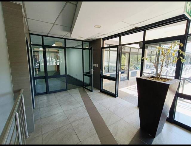 BUSINESS PROPERTY TO RENT IN VORNA VALLEY